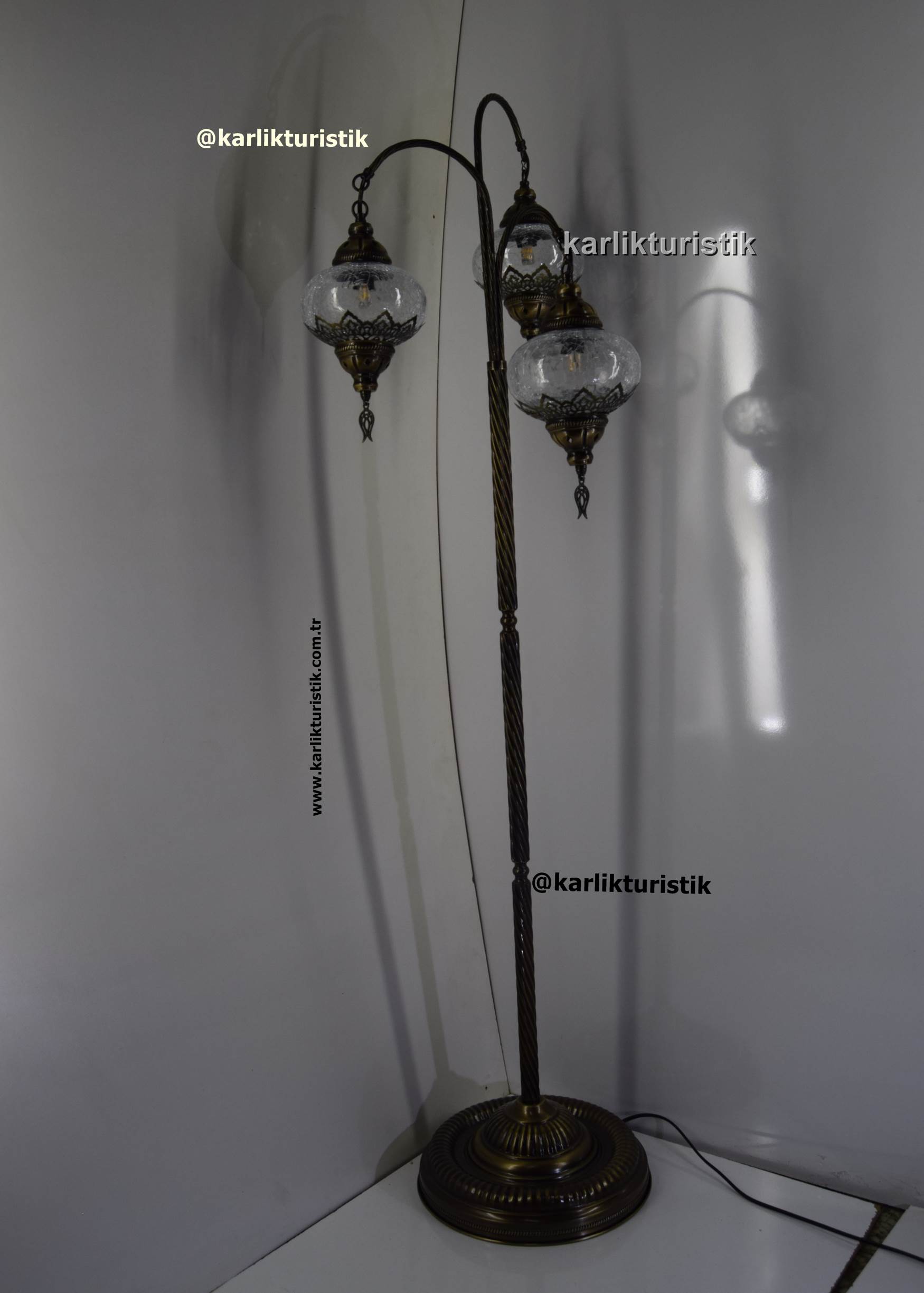 Elegant Touch, Stylish Floor Lamp with Handcrafted Details, Classic and Aesthetic, Decorative Lighting Solution, The Magic of Natural Light, Vintage Style Floor Lamp99